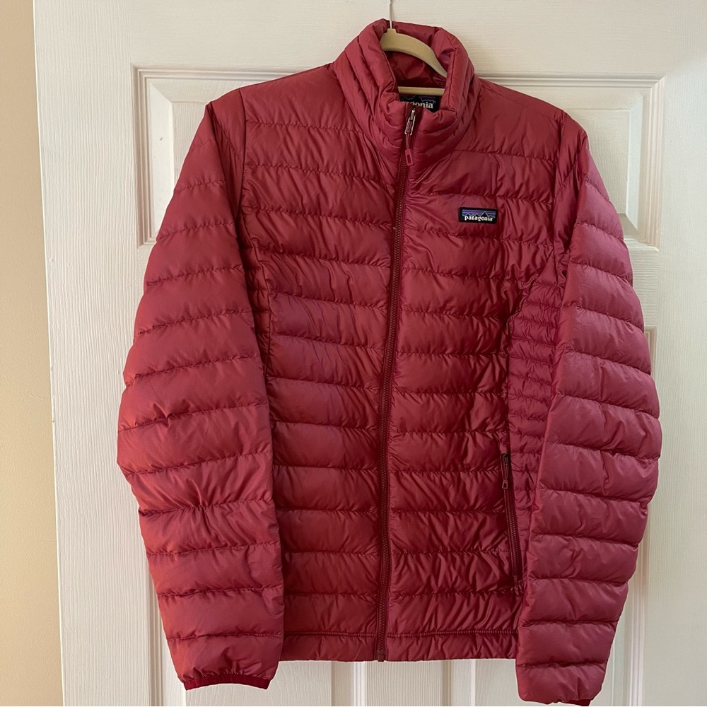 Patagonia Down Sweater Jacket in Pink - Women’s Large
